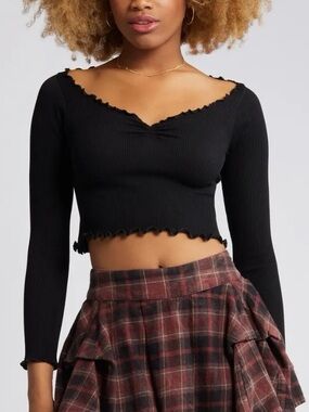 urban outfitters crop top